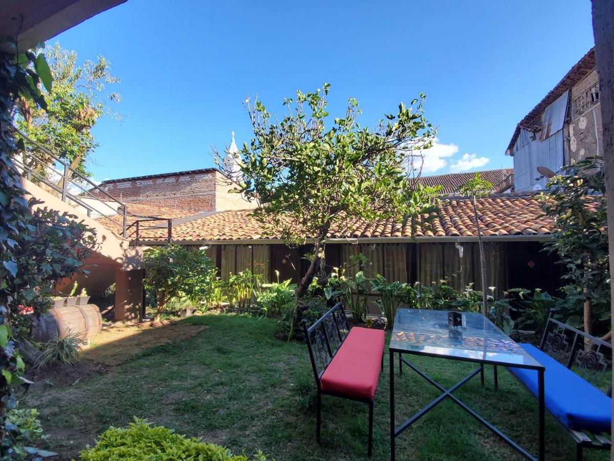 Hotel Casa Merced Cuenca Exterior photo
